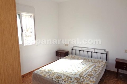 House for sale in Oria, Almeria, Spain 2 bedrooms, 100 sq.m. No. 184097 - photo 4