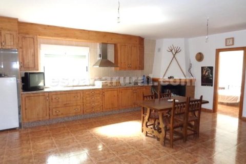 House for sale in Oria, Almeria, Spain 2 bedrooms, 100 sq.m. No. 184097 - photo 2