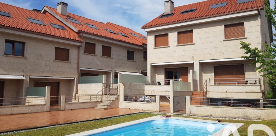 Dzīvoklis Sanxenxo, Pontevedra, Spānijā 5 istabas, 219 m2 Nr. 173242