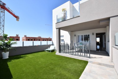 Bungalow en venta San Miguel de Salinas, Alicante, España 2 dormitorios, 75 m2 No. 134071 - foto 5