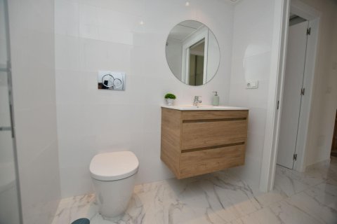 Bungalow en venta San Miguel de Salinas, Alicante, España 2 dormitorios, 75 m2 No. 134071 - foto 17