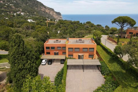 Radhus till salu i Begur, Girona, Spanien 4 sovrum, Nr. 141172 - foto 2