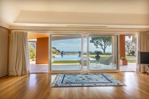 Сasa en venta en Begur, Gerona, España 6 dormitorios, No. 141177 - foto 7