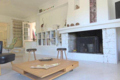 Сasa en venta en Begur, Gerona, España 6 dormitorios, No. 141173 - foto 12