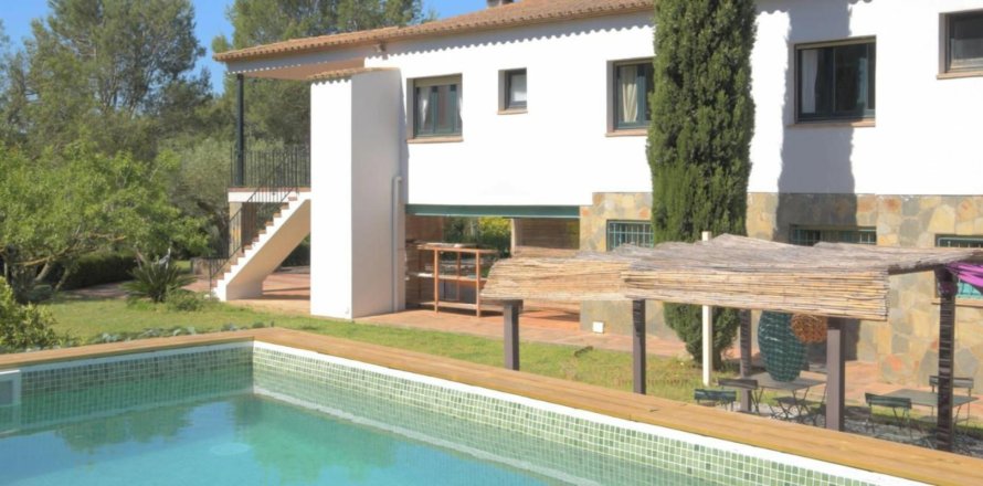 Сasa en Begur, Gerona, España 6 dormitorios, No. 141173