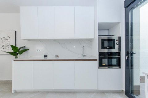 Bungalow à vendre à Vistabella, Alicante, Espagne, 3 chambres, 92 m2 No. 75581 - photo 12