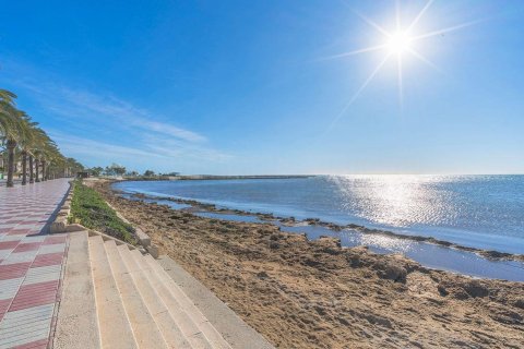 Villa till salu i Santa Pola, Alicante, Spanien 7 sovrum, 200 kvm. Nr. 196313 - foto 16
