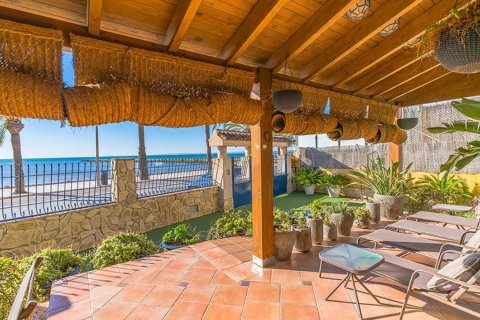 Villa till salu i Santa Pola, Alicante, Spanien 7 sovrum, 200 kvm. Nr. 196313 - foto 21