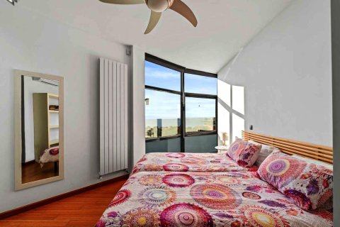 Villa i El Campello, Alicante, Spanien 4 sovrum, 452 kvm. Nr. 196311