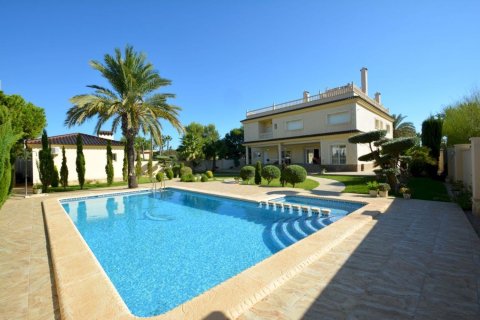 Villa i Cabo Roig, Alicante, Spanien 9 sovrum, 511 kvm. Nr. 196310