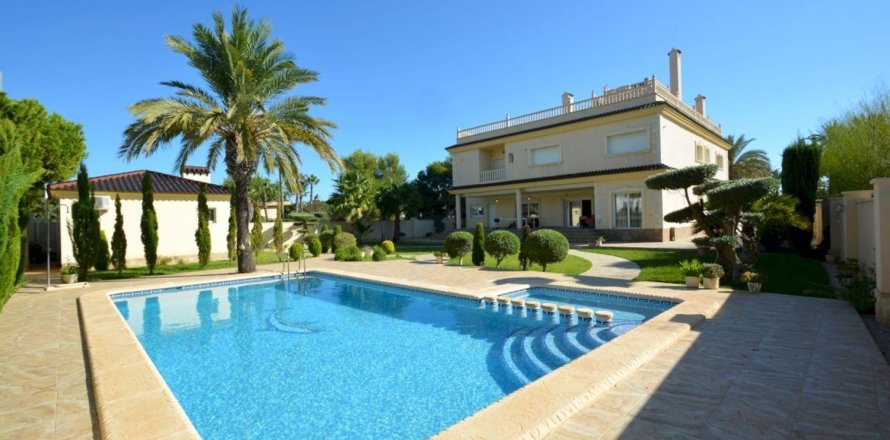 Villa i Cabo Roig, Alicante, Spanien 9 sovrum, 511 kvm. Nr. 196310