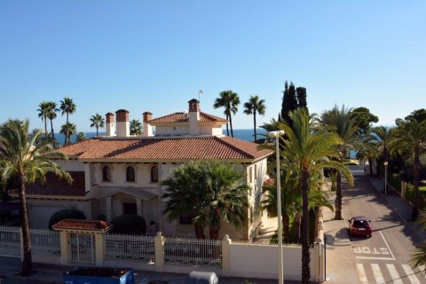 Villa till salu i Cabo Roig, Alicante, Spanien 9 sovrum, 511 kvm. Nr. 196310 - foto 13