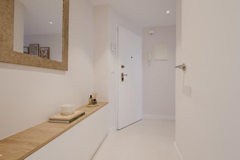 Apartment for rent in Torrevieja, Alicante, Spain 110 sq.m. No. 168007 - photo 5