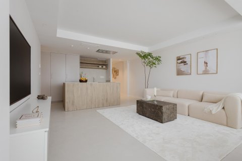 Apartment for rent in Torrevieja, Alicante, Spain 110 sq.m. No. 168007 - photo 25