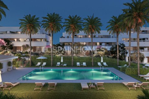 Kattohuoneisto myytävänä Estepona, Malaga, Espanja, 2 makuuhuonetta, 98 m2 No. 168004 - kuva 4