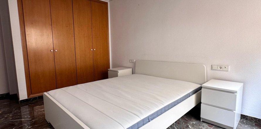 Appartamento a Valencia, Spagna 2 camere da letto, 115 mq. N° 168005