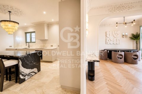 Apartment à vendre à Barcelona, Espagne, 4 chambres,  No. 178626 - photo 30