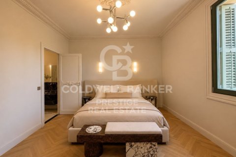 Apartment à vendre à Barcelona, Espagne, 4 chambres,  No. 178626 - photo 18