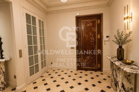 Apartment à vendre à Barcelona, Espagne, 4 chambres,  No. 178626 - photo 21
