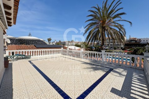 Villa à vendre à Empuriabrava, Girona, Espagne, 7 chambres, 544 m2 No. 178624 - photo 18