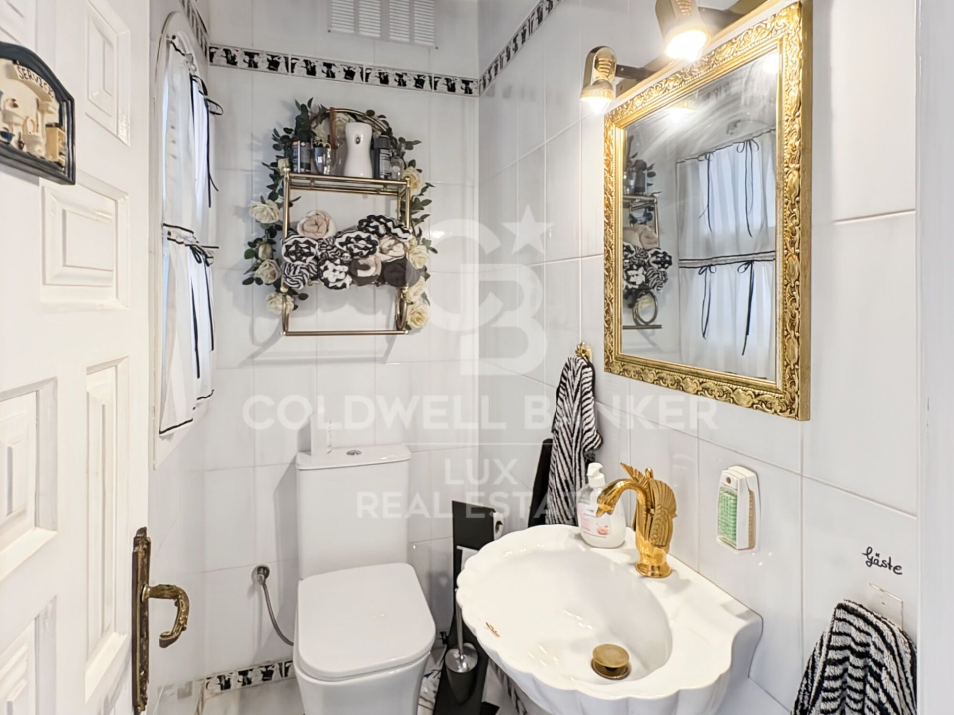Villa a Empuriabrava, Girona, Spagna 7 camere da letto, 544 mq. N° 178624