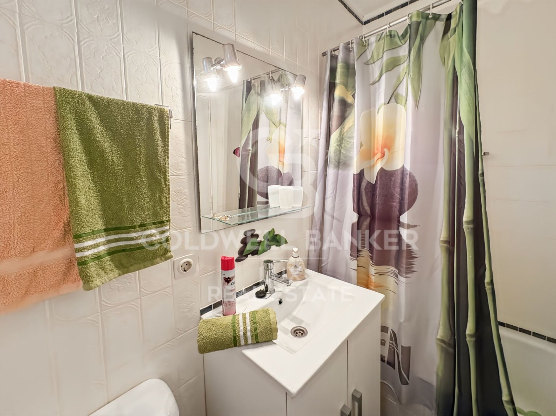 Villa a Empuriabrava, Girona, Spagna 7 camere da letto, 544 mq. N° 178624