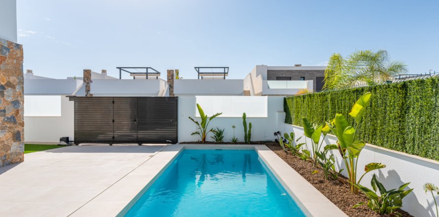 Villa a Los Alcazares, Murcia, Spagna 3 camere da letto, 140 mq. N° 173845