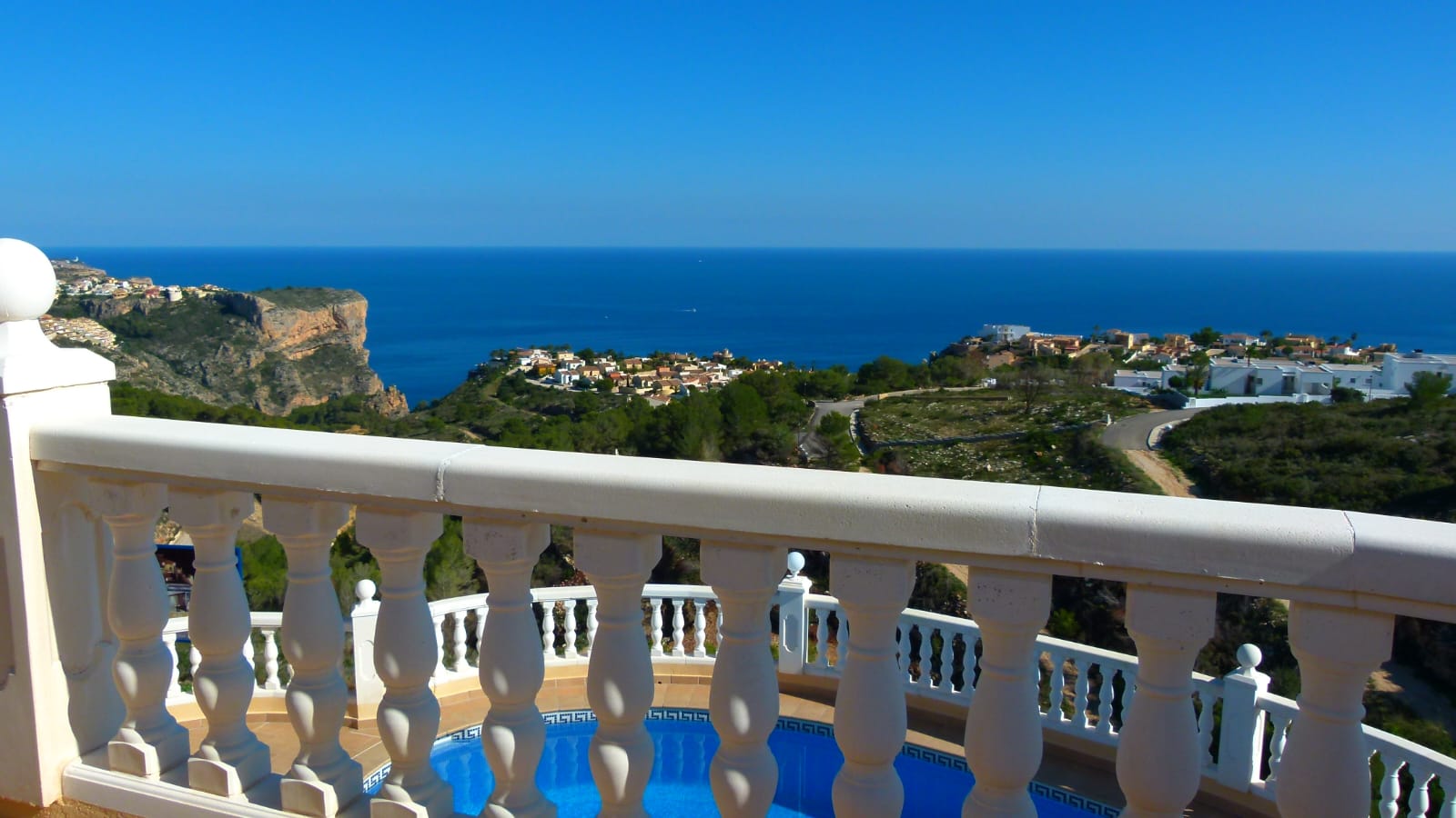 Villa in Benitachell, Alicante, Spanien 3 Schlafzimmer, 300 m2 Nr. 133276