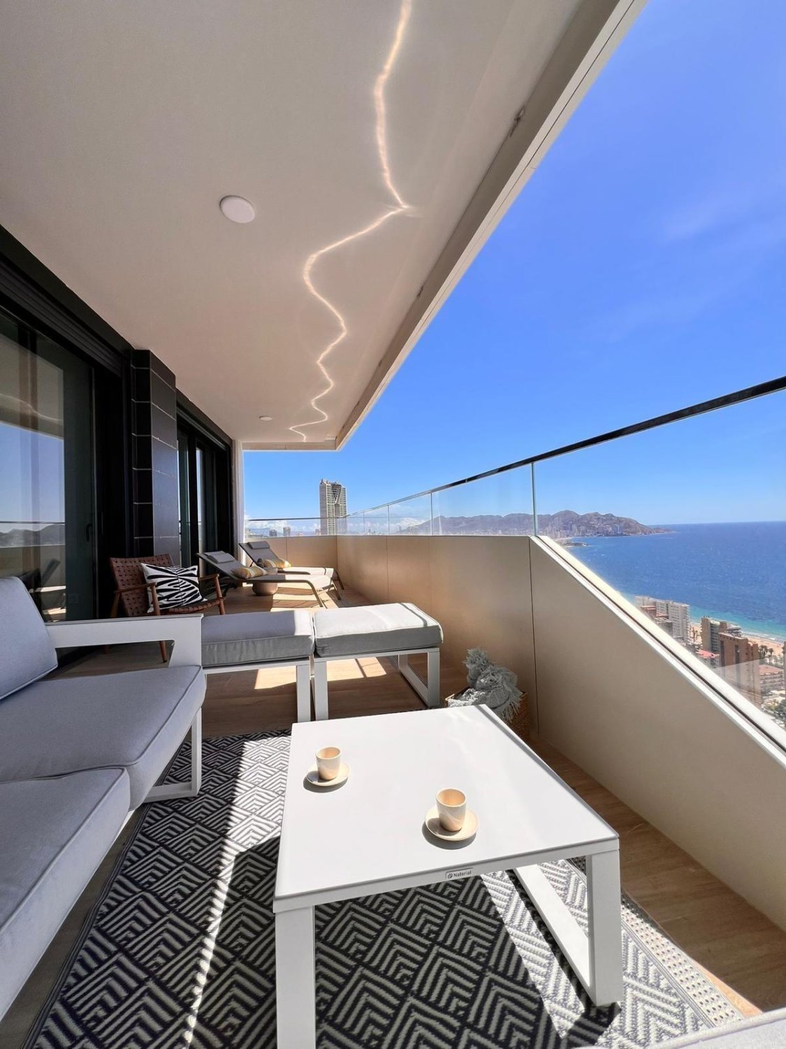 Apartment in Benidorm, Alicante, Spain 3 bedrooms, 130 sq.m. No. 133277