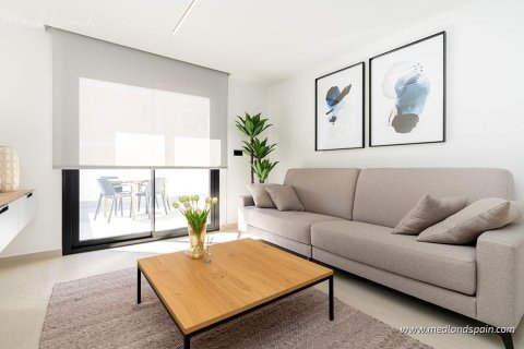 Продажа квартиры Гуардамар-дель-Сегура, Аликанте, Испания 3 спальни, 81.85м2 №139661 - фото 7