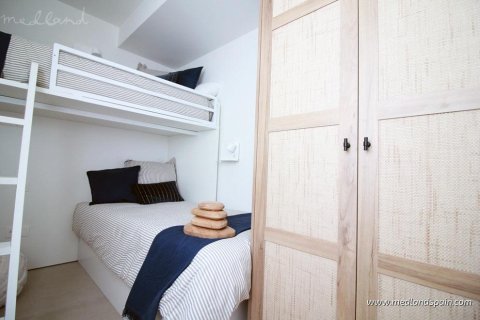 Продажа квартиры Торре-де-ла-Орадада, Аликанте, Испания 3 спальни, 87м2 №139666 - фото 9