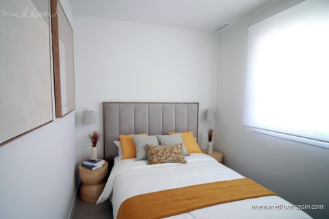Продажа квартиры Торре-де-ла-Орадада, Аликанте, Испания 3 спальни, 87м2 №139666 - фото 10