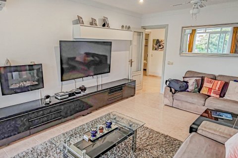 Huoneisto myytävänä Calvia, Mallorca, Espanja, 2 makuuhuonetta, 97 m2 No. 173170 - kuva 9