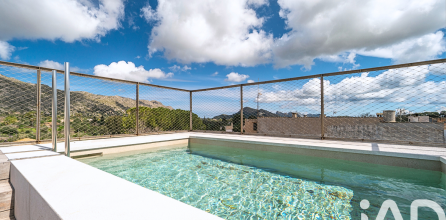 House à Pollenca, Mallorca, Espagne 3 chambres, 272 m2 No. 173175