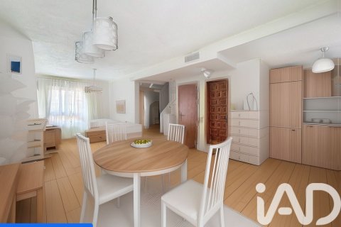 Townhouse for sale in Tarifa, Cadiz, Spain 4 bedrooms, 191 sq.m. No. 152808 - photo 11