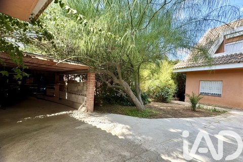 Dom w Riba-roja de Turia, Valencia, Hiszpania 4 sypialnie, 198 mkw. nr 152811 – zdjęcie 21