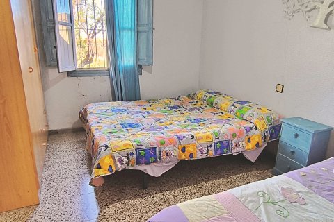 House for sale in Alicante, Spain 5 bedrooms, 250 sq.m. No. 152813 - photo 13