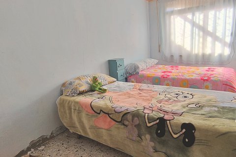 House for sale in Alicante, Spain 5 bedrooms, 250 sq.m. No. 152813 - photo 16