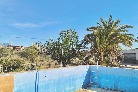 House for sale in Alicante, Spain 5 bedrooms, 250 sq.m. No. 152813 - photo 9