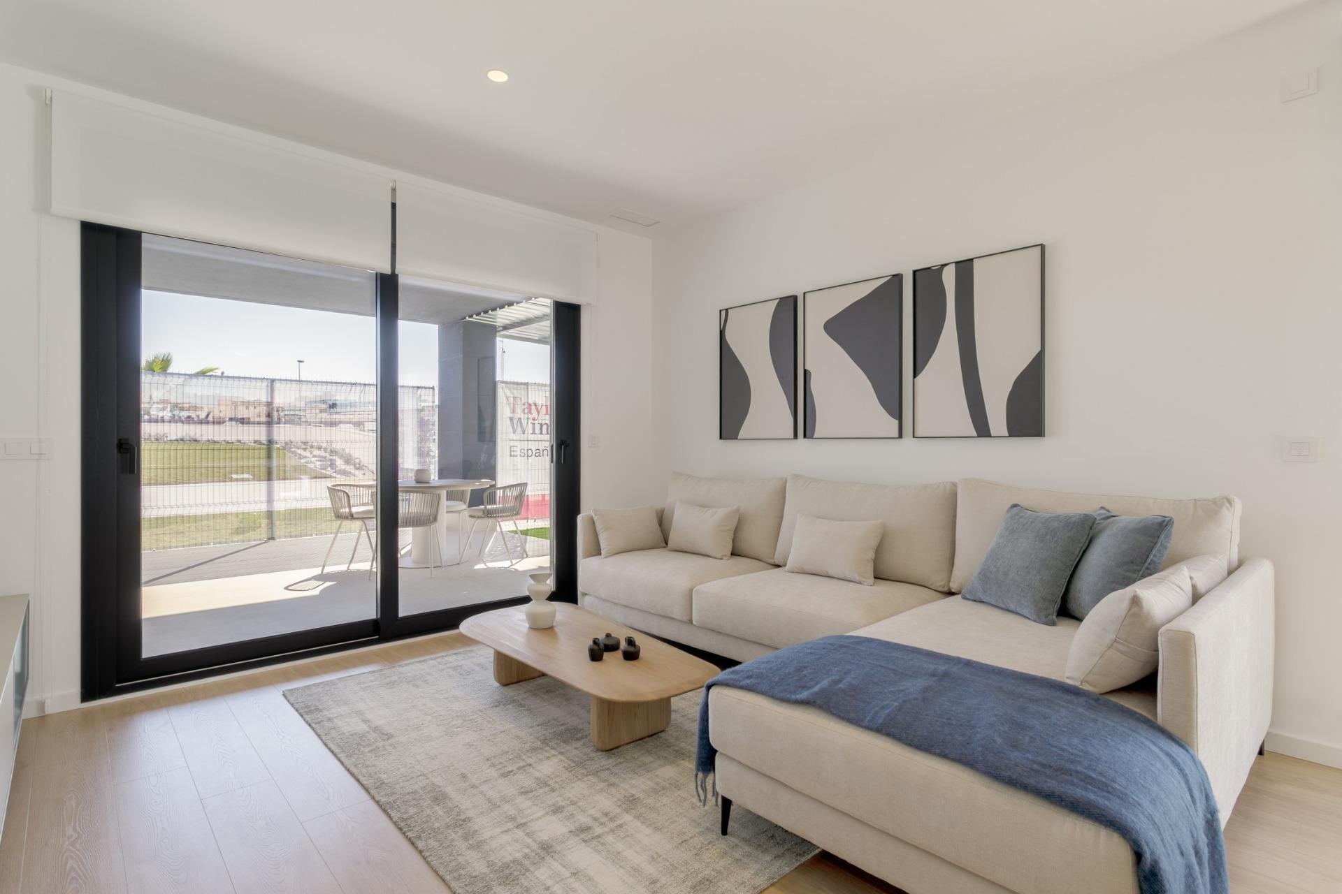 Penthouse à Torrevieja, Alicante, Espagne 3 chambres, 96 m2 No. 98328
