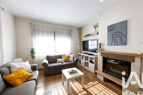 Продажа дома в Ла-Бисбаль-дель-Пенедес, Таррагона, Испания 5 спален, 336м2 №152740 - фото 9