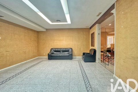 Продажа коммерческой недвижимости в Сьюдад-Реаль, Сьюдад Реаль, Испания 325м2 №152741 - фото 2