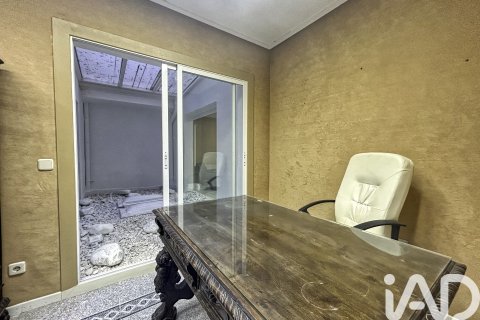 Продажа коммерческой недвижимости в Сьюдад-Реаль, Сьюдад Реаль, Испания 325м2 №152741 - фото 7