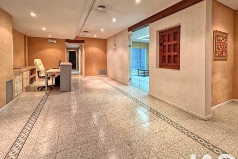 Komerciāls īpašums Ciudad Real, Spānijā 325 m2 Nr. 152741