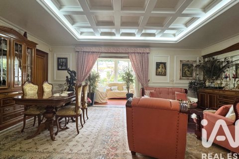 Talo myytävänä Valencia, Espanja, 5 makuuhuonetta, 322 m2 No. 152743 - kuva 4