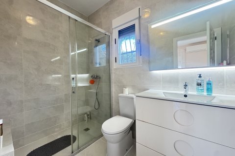 Villa in vendita a Villamartin, Alicante, Spagna 3 camere da letto, 120 mq. N° 144420 - foto 23