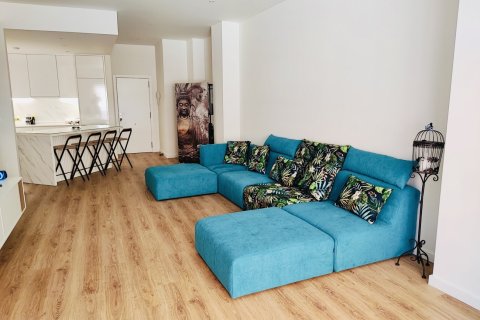 Apartment for sale in Torrevieja, Alicante, Spain 2 bedrooms, 92 sq.m. No. 144421 - photo 2