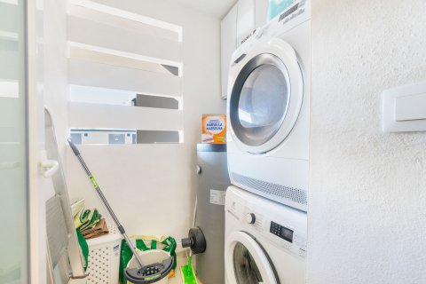 Apartment for sale in Alicante, Spain 2 bedrooms, No. 144423 - photo 12