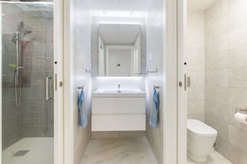 Apartment for sale in Alicante, Spain 2 bedrooms, No. 144423 - photo 14