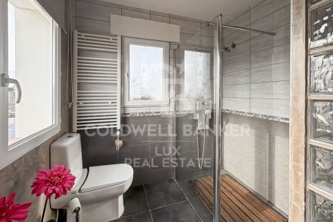 Villa for sale in Empuriabrava, Girona, Spain 4 bedrooms, 288 sq.m. No. 159634 - photo 12